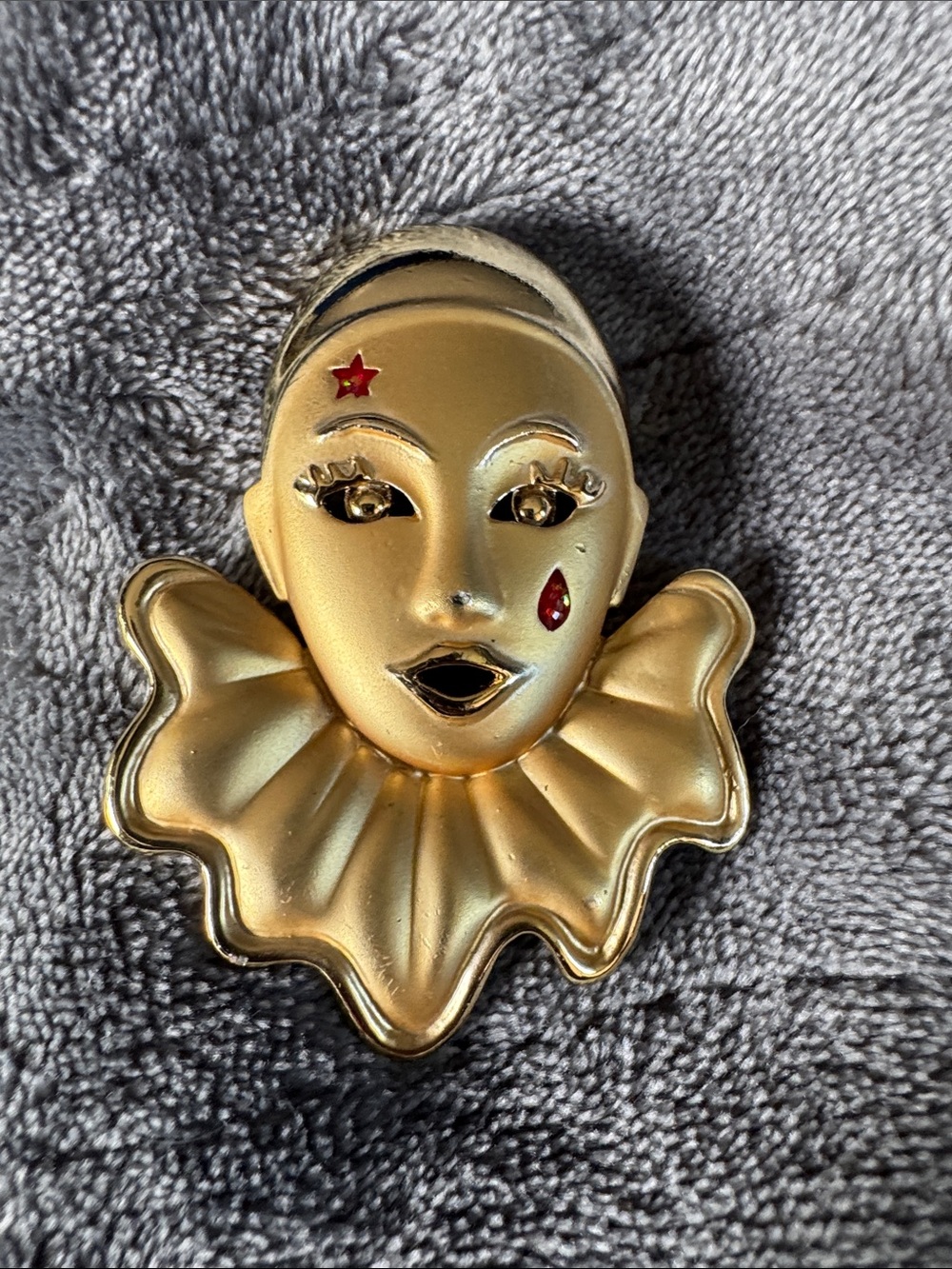 Butter Gold Pierrot Clown Brooch with Red Accents